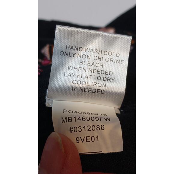 FEVER Women's Medium Black Floral Embroidered Long Sleeve Sweater Rayon Blend - Picture 4 of 7